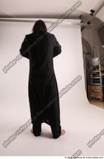 21 2019 01 JAKUB PRAYING POSE